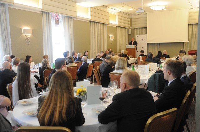 2018-04-25 12.39.20AICEM