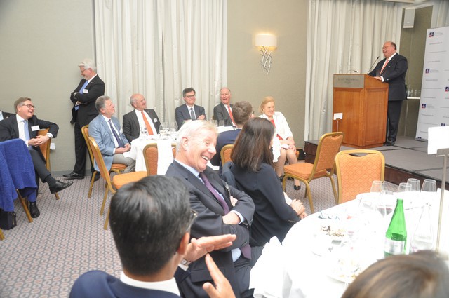 2018-04-25 12.52.49AICEM