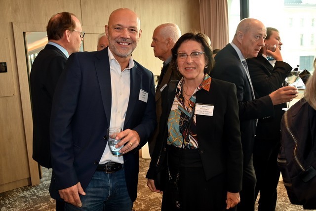 PHOTO-2025-10-05-15-09-11