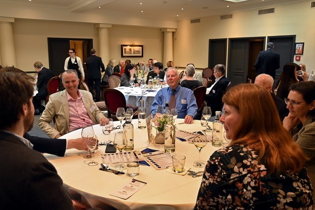 PHOTO-2025-04-12-09-54-41h